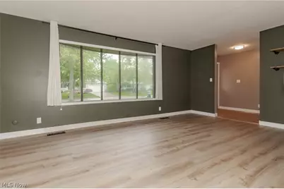 8806 Norwood Drive, Mentor, OH 44060 - Photo 7