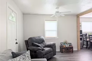 4465 Eastland Ave NE, Louisville, OH 44641 - Photo 15