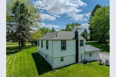 4465 Eastland Avenue NE, Louisville, OH 44641 - Photo 7
