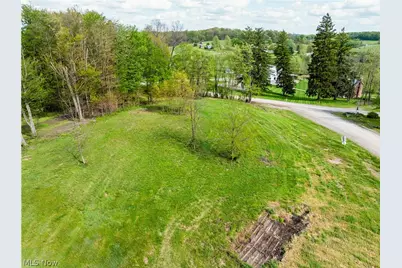 8089 Nebraska Road NW, Dundee, OH 44624 - Photo 5