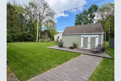 875 Princeton Avenue, Amherst, OH 44001 - Photo 35