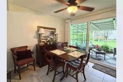 875 Princeton Avenue, Amherst, OH 44001 - Photo 7