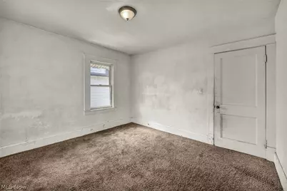 132 Irondale Street, Elyria, OH 44035 - Photo 23