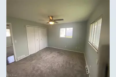 14144 Lisa Drive, Maple Heights, OH 44137 - Photo 15