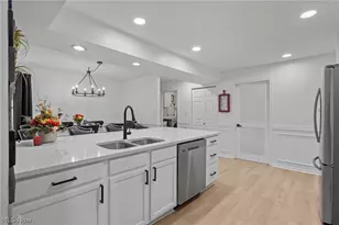 1975 Stansberry Cir, Akron, OH 44313 - Photo 21