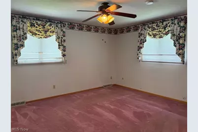 3000 Lost Nation Road, Willoughby, OH 44094 - Photo 9
