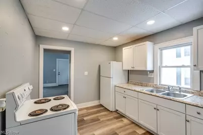 2100 12th Street SW, Akron, OH 44314 - Photo 15