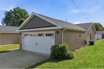 416A Elm Street, Belpre, OH 45714 - Photo 3