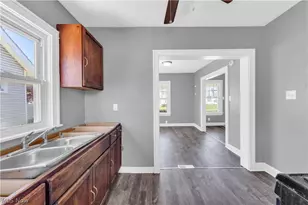 12808 Havana Rd, Garfield Heights, OH 44125 - Photo 9