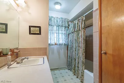 1014 Kirwan Drive, Youngstown, OH 44515 - Photo 11