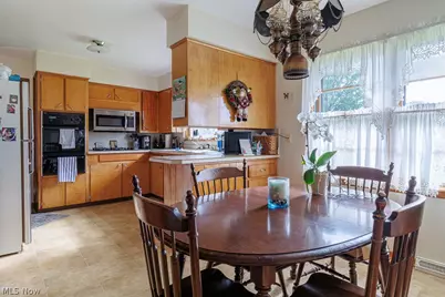 1014 Kirwan Drive, Youngstown, OH 44515 - Photo 7