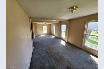 3174 Kinsman Road NW, South Bloomfield, OH 44450 - Photo 9