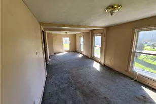 3174 Kinsman Rd NW, South Bloomfield, OH 44450 - Photo 7