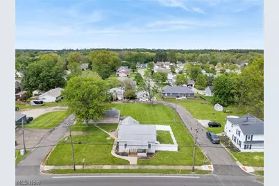 2906 Lincoln Way NW, Massillon, OH 44647 - Photo 3
