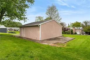 2906 Lincoln Wy NW, Massillon, OH 44647 - Photo 35