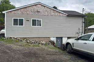 285 Bethany Pike, Wellsburg, WV 26070 - Photo 19