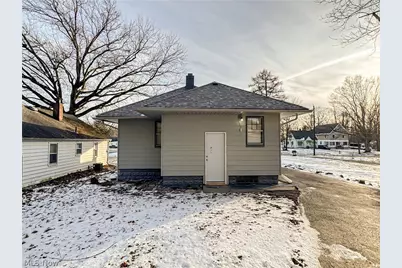 196 Maywood Drive, Youngstown, OH 44512 - Photo 3