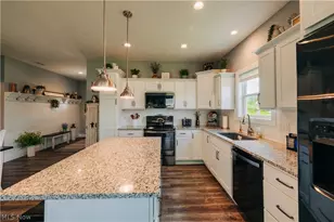 9280 Woodland Blue Dr, Seville, OH 44273 - Photo 7