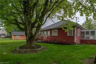 215 Lake Ave NE, Hartville, OH 44632 - Photo 43