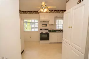 215 Lake Ave NE, Hartville, OH 44632 - Photo 19