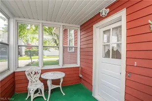 215 Lake Ave NE, Hartville, OH 44632 - Photo 35