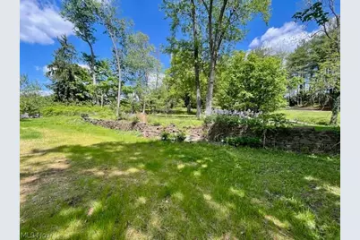 2062 Dupont Road, Parkersburg, WV 26101 - Photo 11