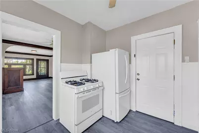 9404 Cardwell Avenue #UP/2, Loveland, OH 44105 - Photo 11