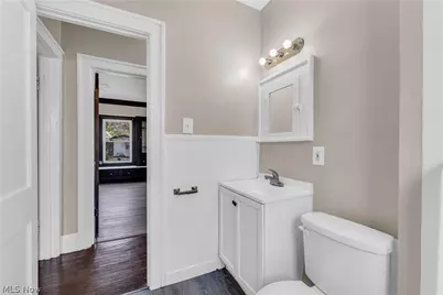 9404 Cardwell Avenue #UP/2, Loveland, OH 44105 - Photo 17