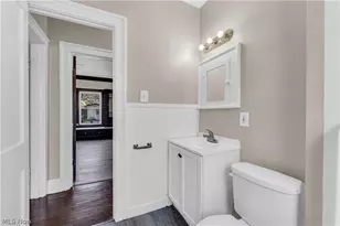 9404 Cardwell Ave, Loveland, OH 44105 - Photo 17