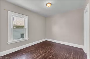 9404 Cardwell Ave, Loveland, OH 44105 - Photo 13