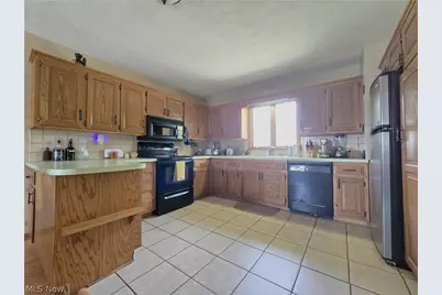 9714 Krabill Road, Sterling, OH 44276 - Photo 11