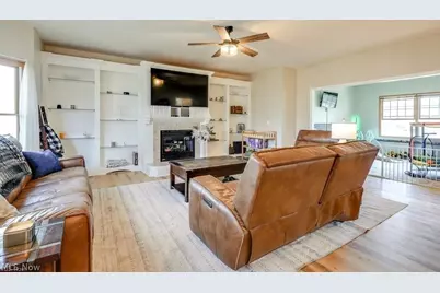 1467 Summer Wood Lane, Uniontown, OH 44685 - Photo 15