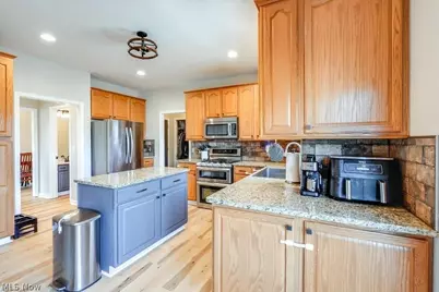 1467 Summer Wood Lane, Uniontown, OH 44685 - Photo 19