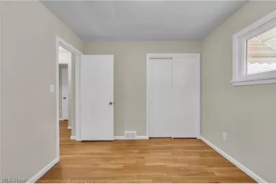 29210 Green Drive, Willowick, OH 44095 - Photo 15
