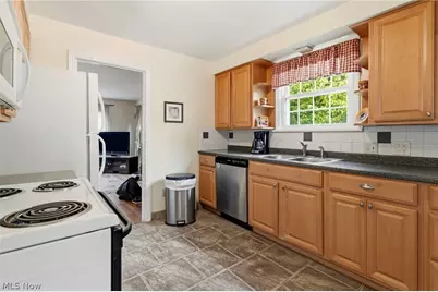 1207 Western Avenue SW, Canton, OH 44710 - Photo 11