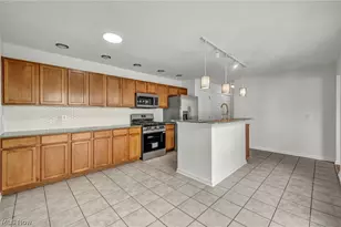9747 Gates Ave, Loveland, OH 44105 - Photo 17