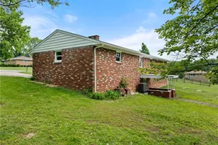 52322 Lakeview Dr, Dillonvale, OH 43917 - Photo 21