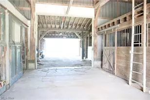 10286 Wilson Mills Rd, Chardon, OH 44024 - Photo 9