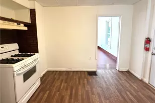 1322 Wellesley Ave, Steubenville, OH 43952 - Photo 17