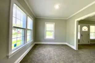 21491 Naumann Ave, Euclid, OH 44123 - Photo 7