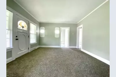 21491 Naumann Avenue, Euclid, OH 44123 - Photo 9
