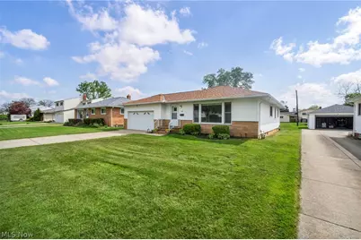 1299 Jackie Lane, Mayfield Heights, OH 44124 - Photo 3