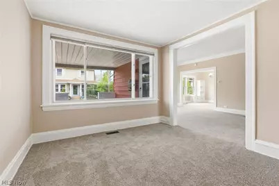 1521 Blossom Park Avenue, Oakwood, OH 44107 - Photo 5
