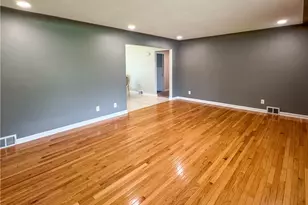 4047 Cascade Dr, Youngstown, OH 44511 - Photo 11