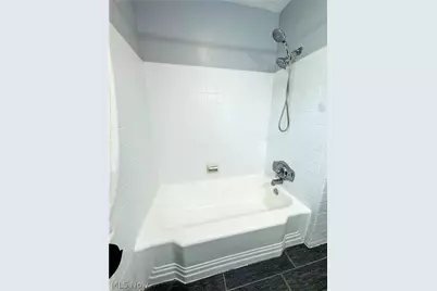 4047 Cascade Drive, Youngstown, OH 44511 - Photo 19