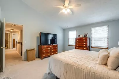 326 Saint Lawrence Circle, Northfield, OH 44067 - Photo 29