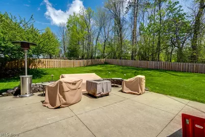 326 Saint Lawrence Circle, Northfield, OH 44067 - Photo 7