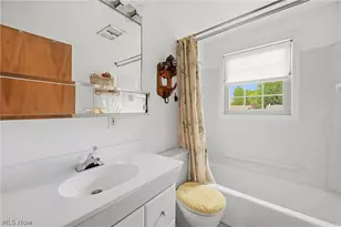 3898 New Rd, Austintown, OH 44515 - Photo 27