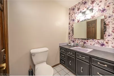 1318 Highland Avenue E, Salem, OH 44460 - Photo 13