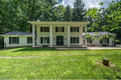 1318 Highland Avenue E, Salem, OH 44460 - Photo 1